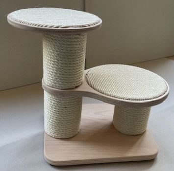 Treppe 2 / Kittenkratzbaum